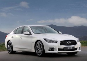 臺(tái)州汽車音響改裝多少錢？臺(tái)州慧聲英菲尼迪Q50汽車音響升級(jí)黃金聲學(xué)，四門隔音作業(yè)