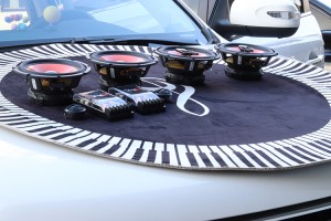 臺州汽車音響改裝哪里好？臺州慧聲吉利遠(yuǎn)景X6汽車音響改裝好萊塢+四門隔音作業(yè)