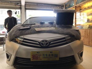 漳州潮音匯汽車音響豐田卡羅拉升級四門STEG史泰格隔音降噪音響改裝意大利HERTZ赫茲十五周年三分頻喇叭