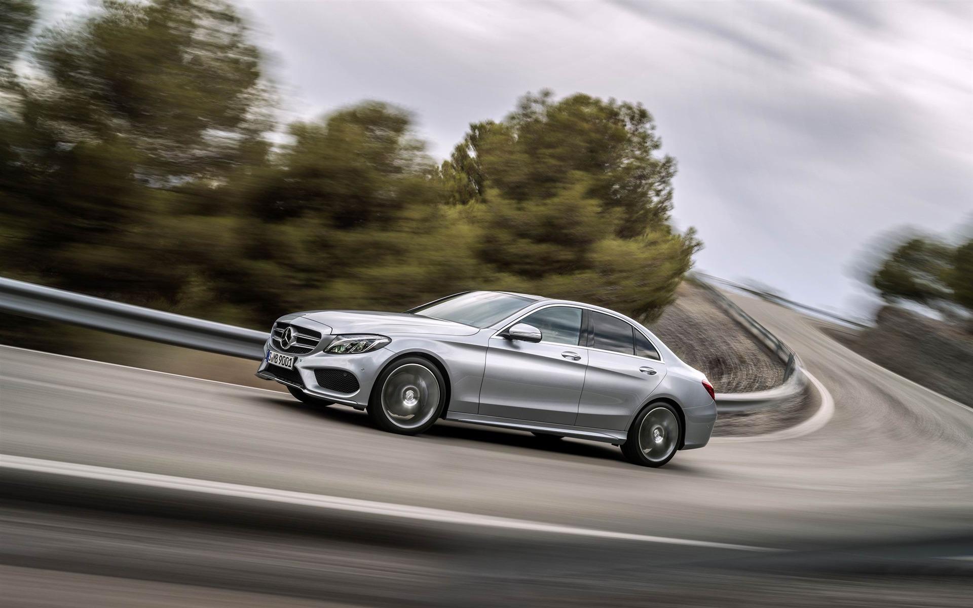 當(dāng)豪車(chē)“炸”起來(lái)就是爽，重慶奔馳汽車(chē)音響改裝