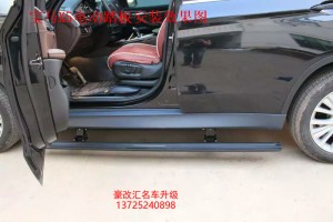 寶馬X5加裝電動(dòng)踏板，原車遙控就是方便