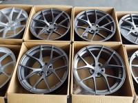 正品 PUR 4OUR 全新特價清倉幾套