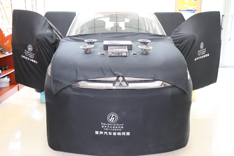 喜歡邊開車邊享受美妙音樂的聽覺盛宴！烏魯木齊歐藍(lán)德音響無損升級作業(yè)分享