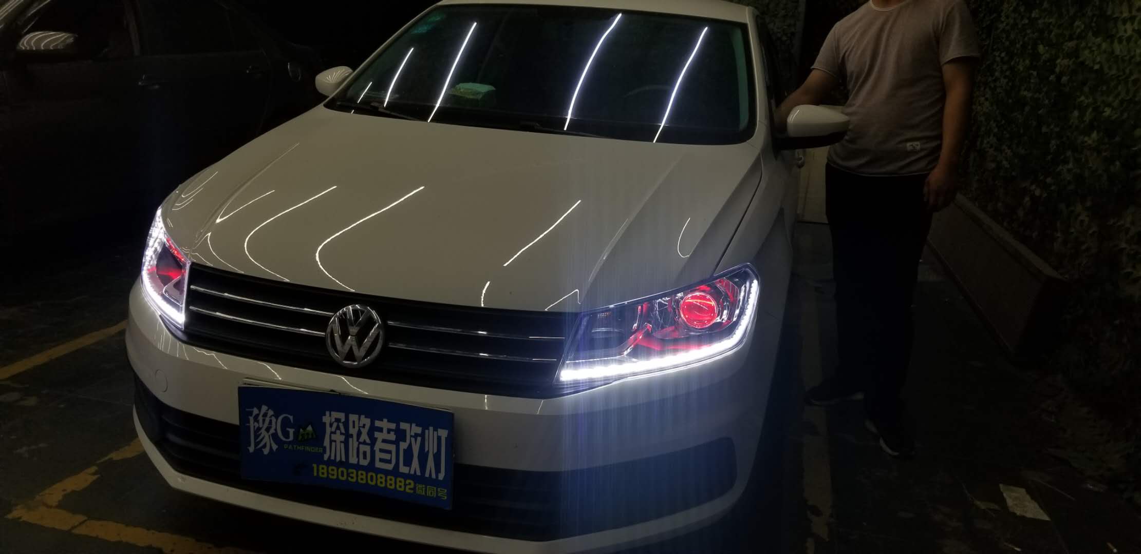 桑塔納改裝氙氣燈加裝惡魔眼新鄉(xiāng)探路者改燈專業(yè)汽車燈光升級