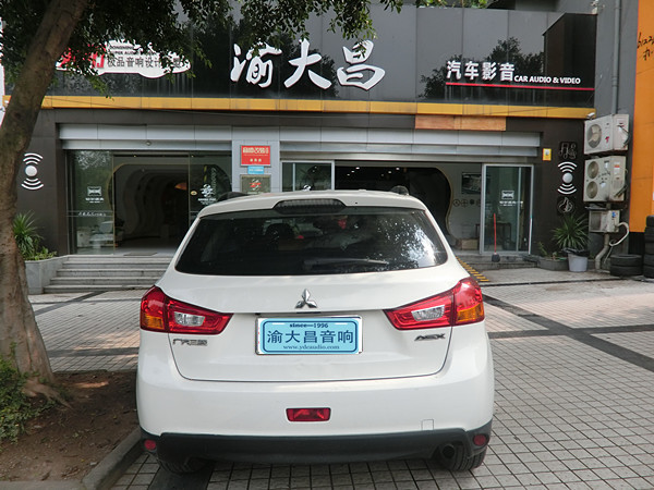 重慶渝大昌汽車音響改裝之三菱新勁炫全車隔音 安博士汽車隔音降噪改裝