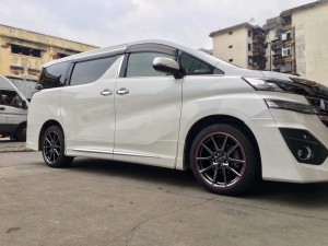 阿爾法，換 原廠G'S版 19寸 完工