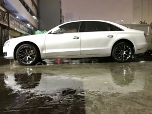 奧迪A8 ，換RAYS G16 20寸 完工