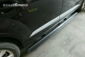 奧迪q7電動踏板,換方式來體驗上下車的感覺
