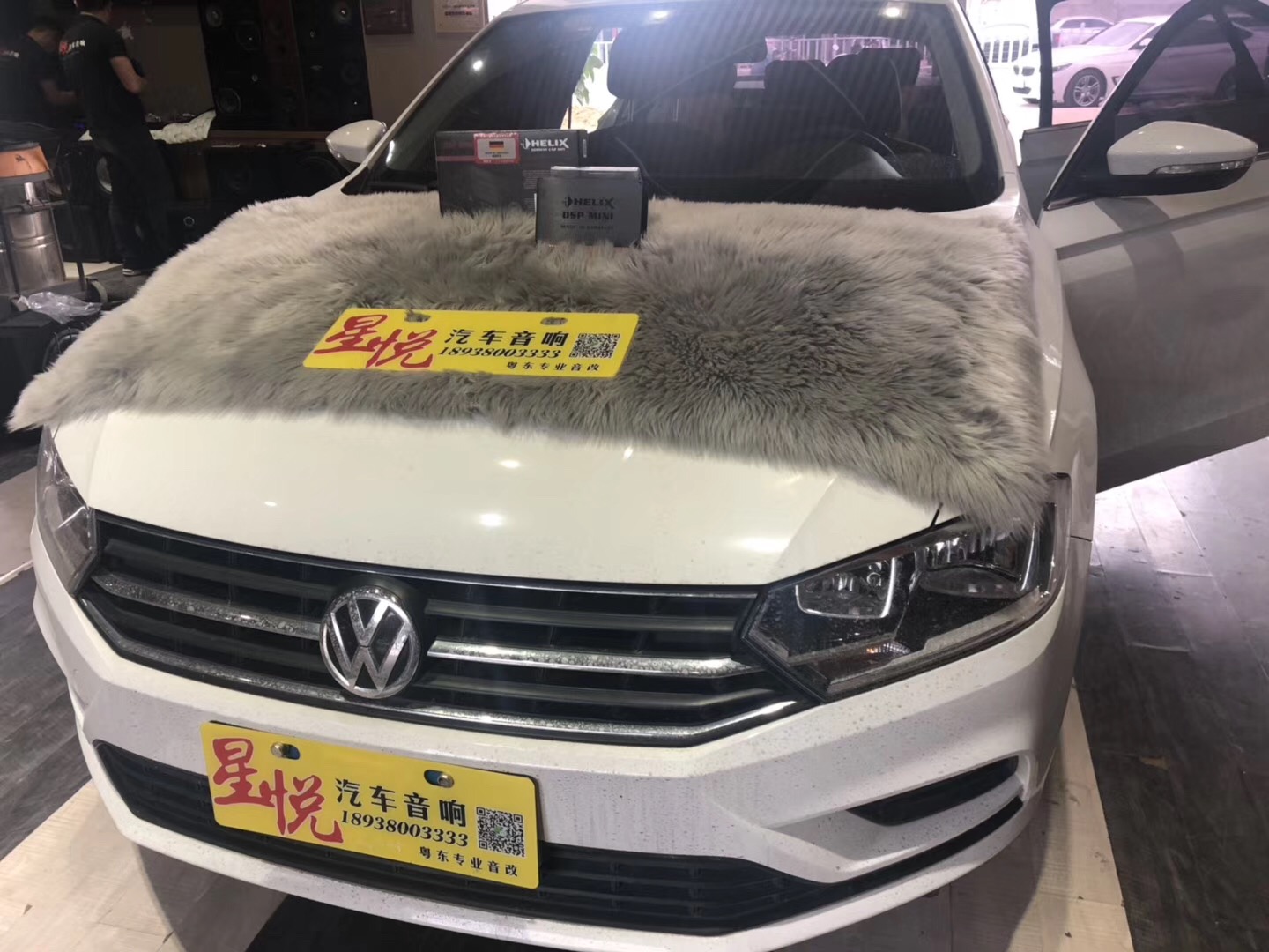 汕頭市星悅汽車音響改裝大眾寶來二次升級德國HELIX喜力仕DSP MINI音頻處理器：輕松玩轉(zhuǎn)HIFI的“利器”