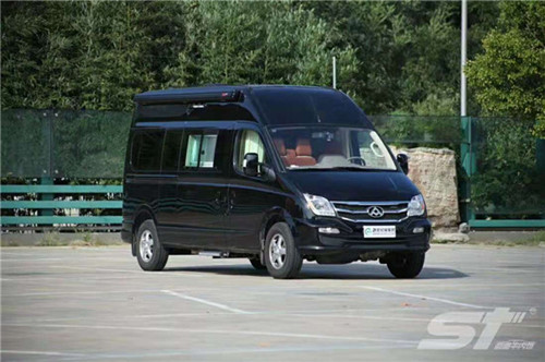 大通房車內飾改裝