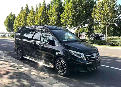 奔馳商務(wù)車內(nèi)飾改裝