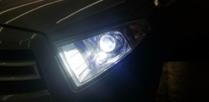 中华H230改装氙气灯加装恶魔眼新乡探路者改灯专业汽车灯光升级