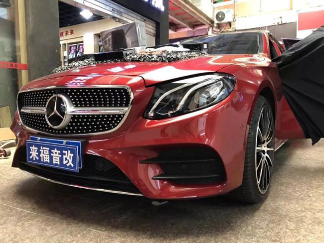 絕對發(fā)燒---奔馳E300L音響改裝德國曼斯特奔馳專用系列
