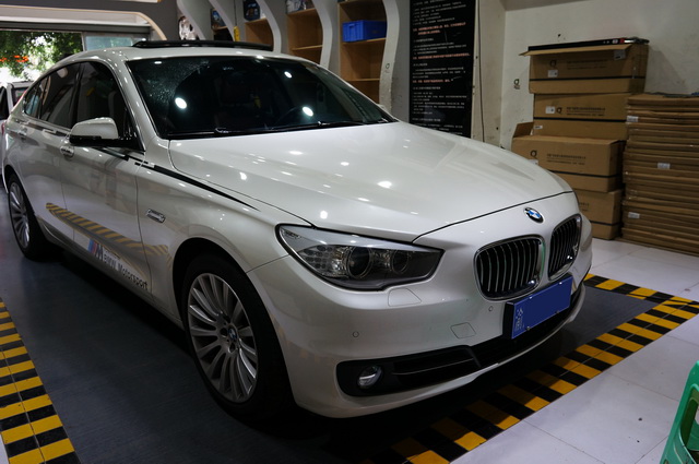 重慶渝大昌汽車音響改裝之寶馬GT535專車專用汽車音響改裝德國零點寶馬專用8寸三分頻喇叭