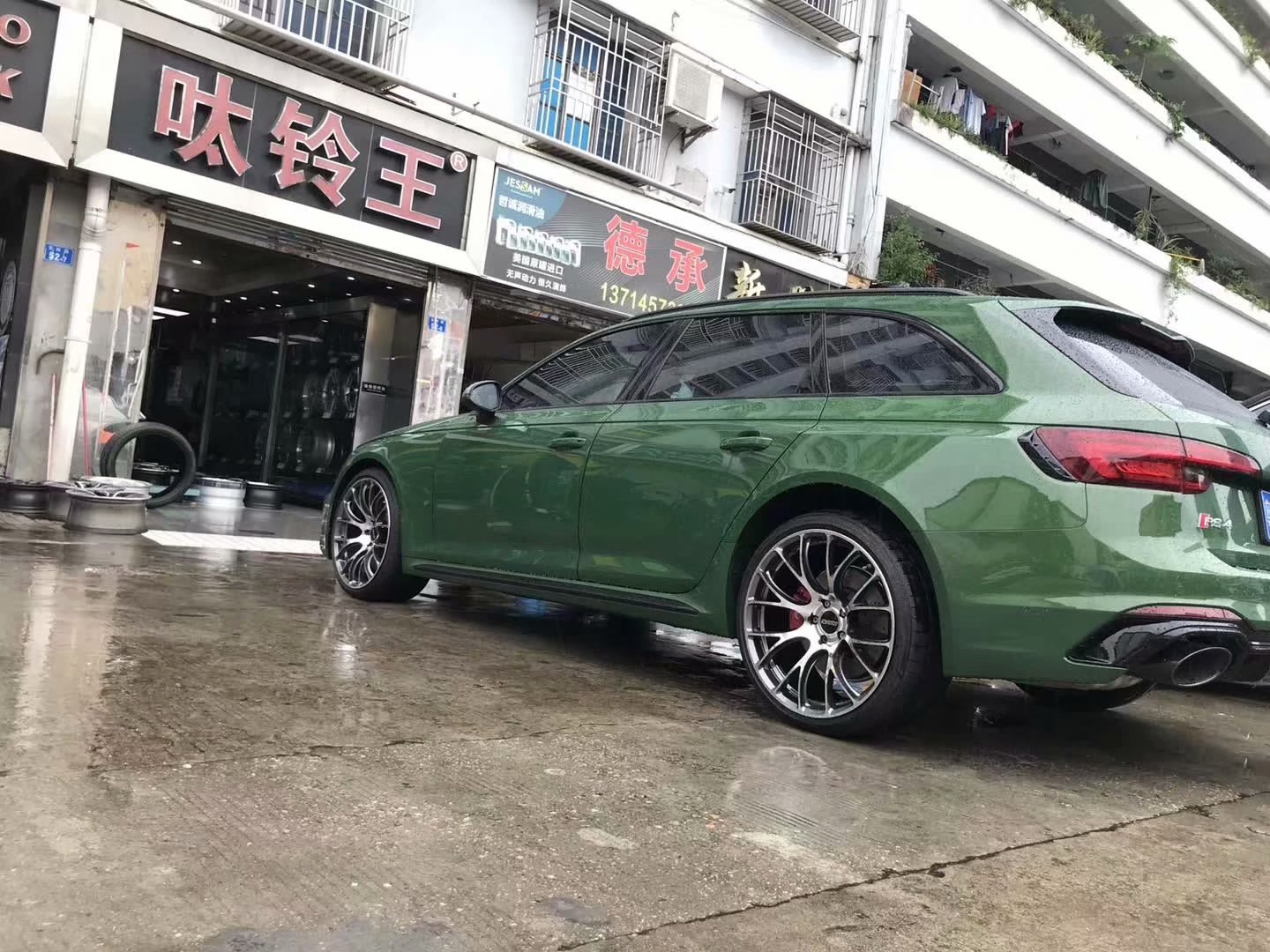 奧迪 RS4 換全新RAYS G16 20寸完工