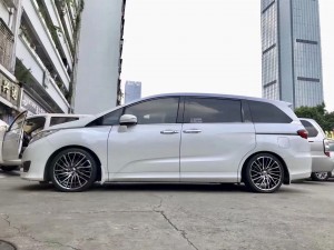 奧德賽，換全新 日本 RAYS 19寸  KYO-EI R40 螺絲完工！