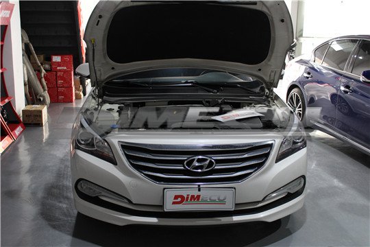 現(xiàn)代名圖1.8L 韓國車的自然吸氣我們真的太拿手