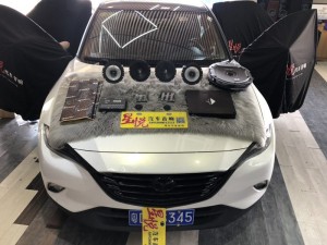 汕頭星悅汽車(chē)音響馬自達(dá)CX-4汽車(chē)專(zhuān)業(yè)音響隔音改裝德國(guó)喜力仕P62C星悅定制套餐駕享動(dòng)感音樂(lè)