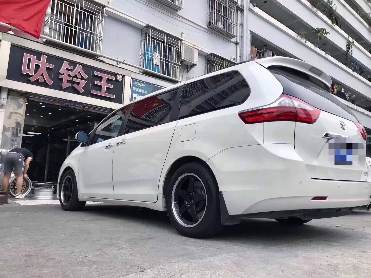 塞納，換 RAYS nismo 18寸 完工！