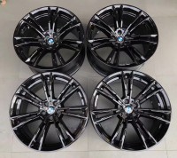 寶馬 M5 最新款 原裝正品 拆下一套：20寸 9.5J ET28 10.5J ET28 5X112 合適 G底盤系列！
