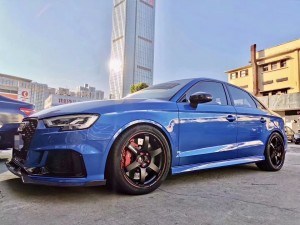 奧迪 RS3 換全新RAYS TE37 saga 限量版 18寸