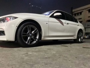 寶馬，換 原廠 400M ? 18寸 完工