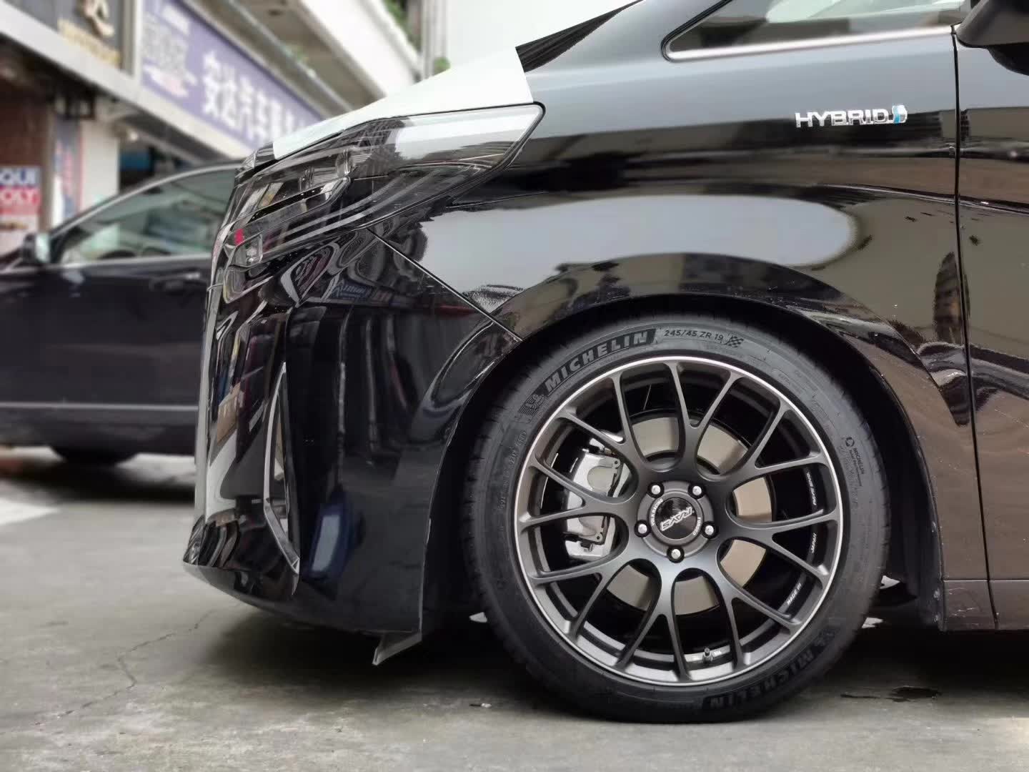 提新車，埃爾法 換全新 RAYS G16 完工