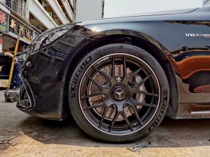 提新車，奔馳S63 換高端私人定制鍛造20寸