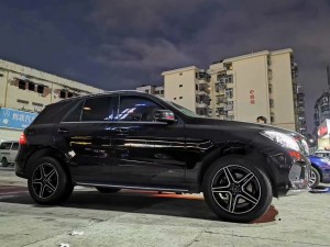 奔馳GLE 換原廠20寸AMG 完工！
