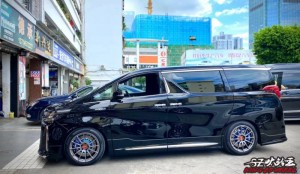 埃爾法 升級(jí)全新BBS FS 19寸達(dá)成
