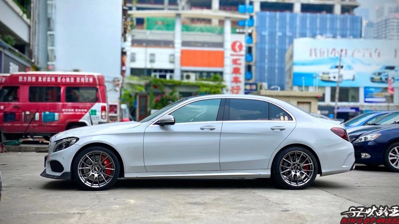 奔馳C 換日本BBS RE-V 19寸完工！