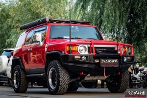 FJ 換RAYS 18寸 JAOS 備胎架完工