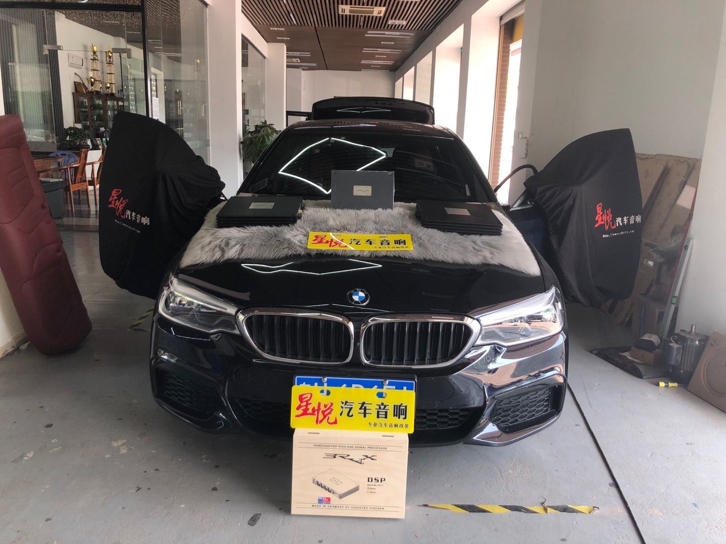 汕頭星悅汽車音響寶馬5系音響改裝FOCAL法國勁浪烏托邦殿堂級UTOPIA M6.3主動(dòng)三分頻德國巴仕DSPMX4 PRO功放