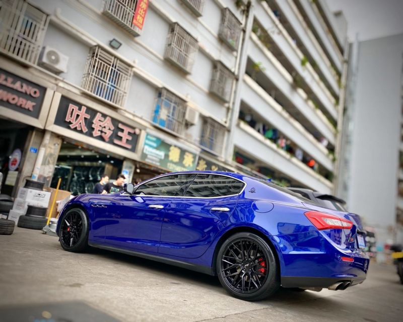 瑪莎拉蒂 換 泥鰍全新20寸馬牌輪胎完工