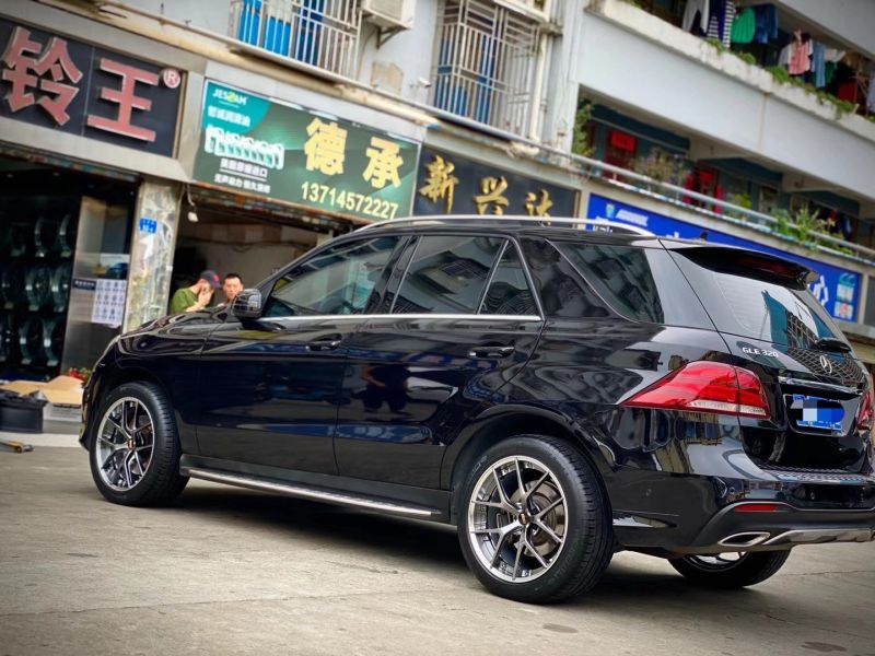奔馳GLE 換全新日本BBS RI-S