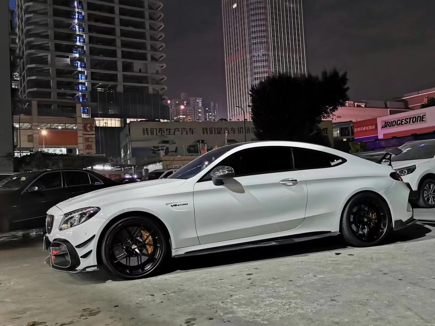 奔馳C63S coupe 換日本鈴?fù)魾BS RID 啞黑色 20寸