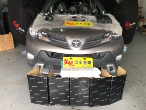 汕頭星悅汽車音響豐田榮放RAV4升級隔音音響改裝FOCAL法國勁浪165A-GL套餐讓音樂原汁原味聲音還原真實