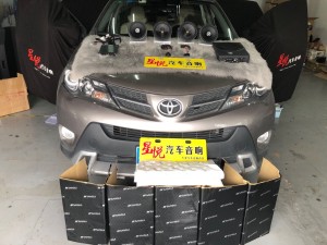 汕頭星悅汽車音響豐田榮放RAV4升級隔音音響改裝FOCAL法國勁浪165A-GL套餐讓音樂原汁原味聲音還原真實