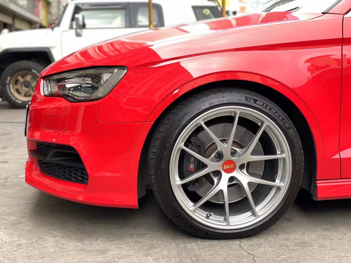 奧迪S3 換日本BBS RIA 18寸完工