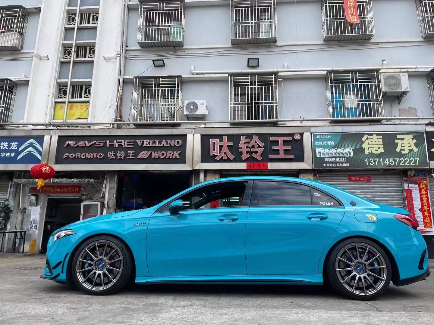 奔馳A35 換BBS FS 19寸 完工