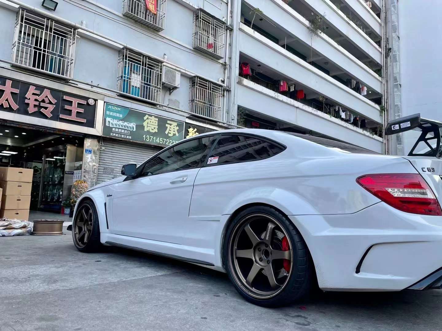 奔馳C63S換TE37ultra20寸完工