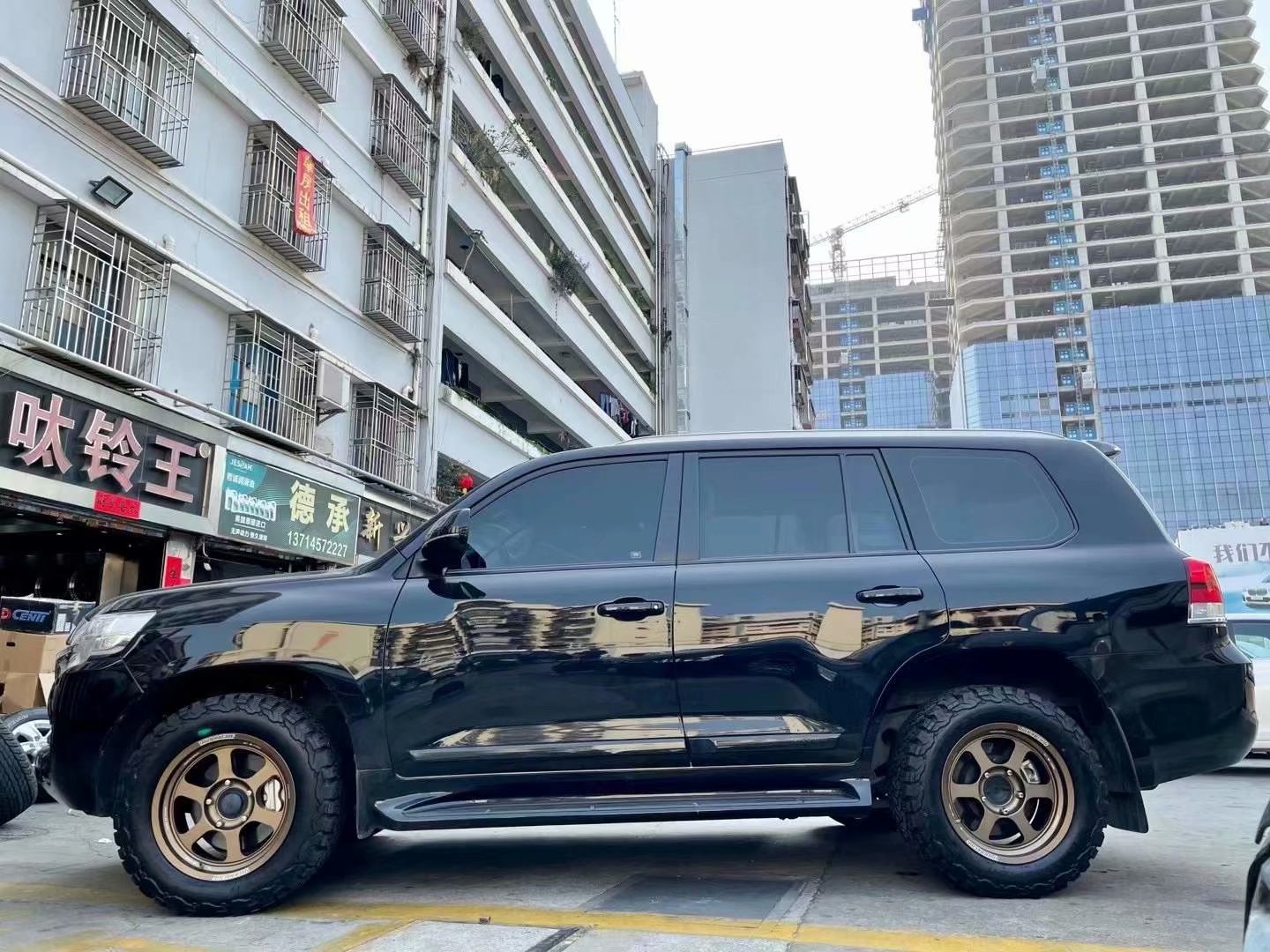 陸巡 4500換全新TE37 XT 18寸