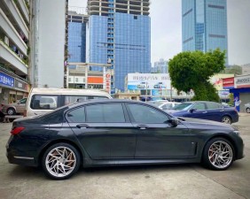 新款寶馬740 換 高端私人定制鍛造潮鞋20寸完工需要的朋友可以繼續(xù)跟單，質(zhì)保5年！ ????