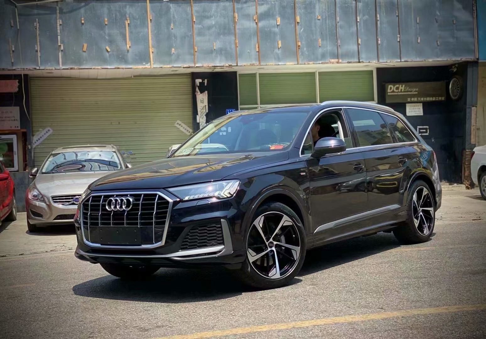 提新車，奧迪 Q7 ，換定制鍛造潮鞋21寸完工