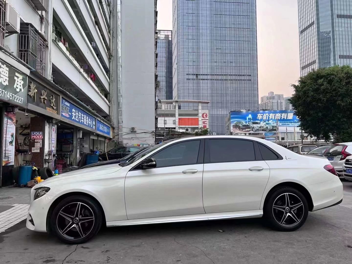 奔馳E，升級原廠AMG 18寸完工