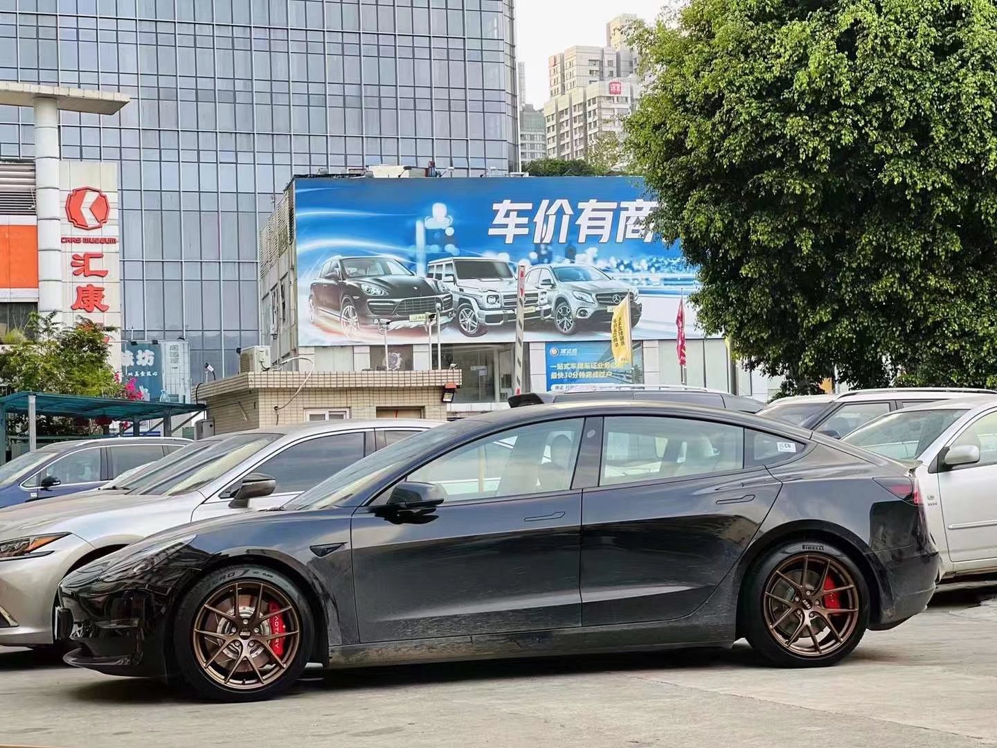 特斯拉Model 3換 TLFW鍛造定制19寸完工