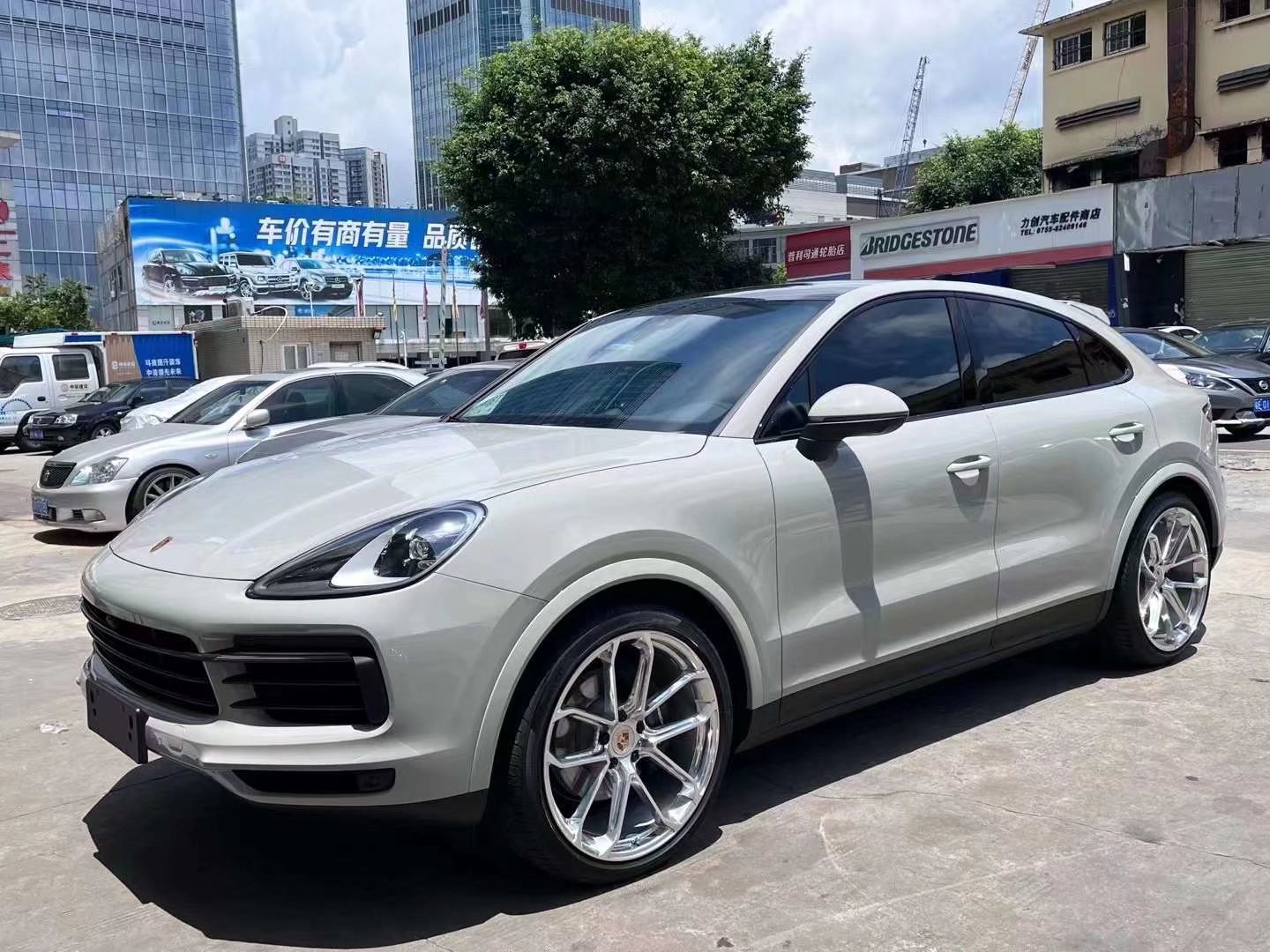 提新車 保時(shí)捷卡宴coupe完工