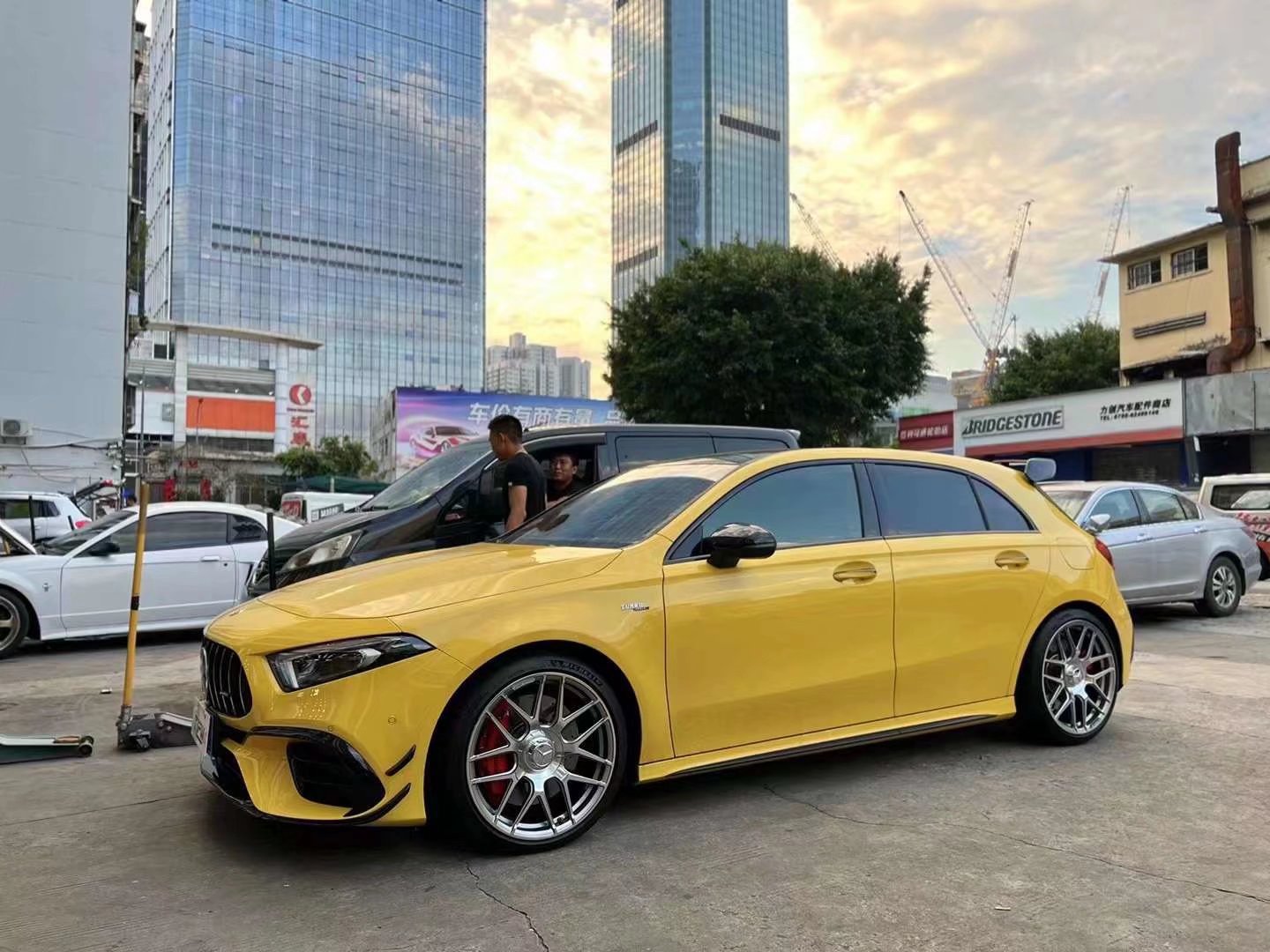 奔馳A45S換TLFW鍛造定制19寸完工