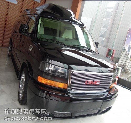 全車