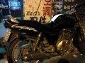 鈴木en125碳纖紙黑白拼色改裝 (15)